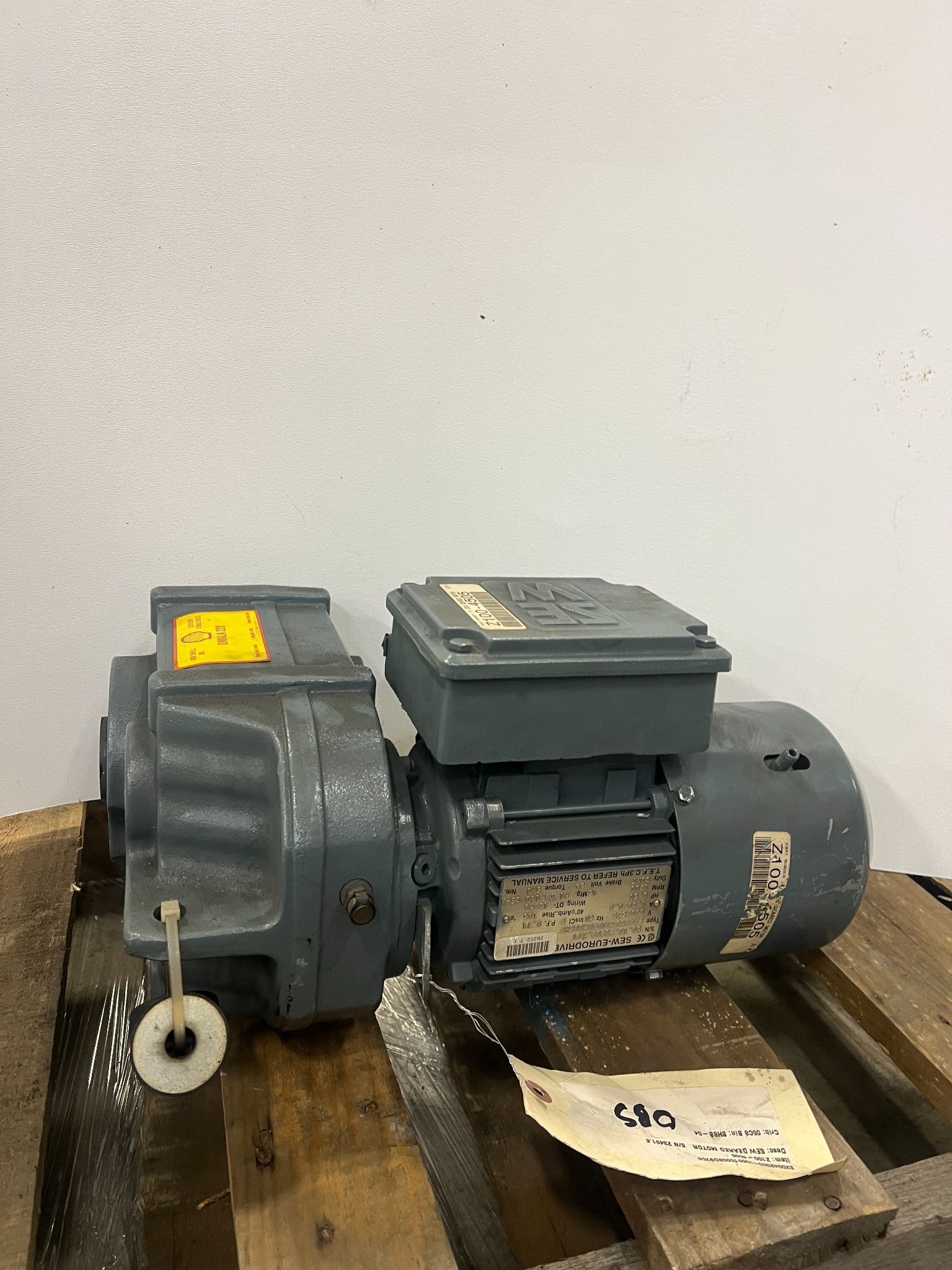 SEW EURODRIVE FA47GDT71D4BMG05HF MOTORS USED 0