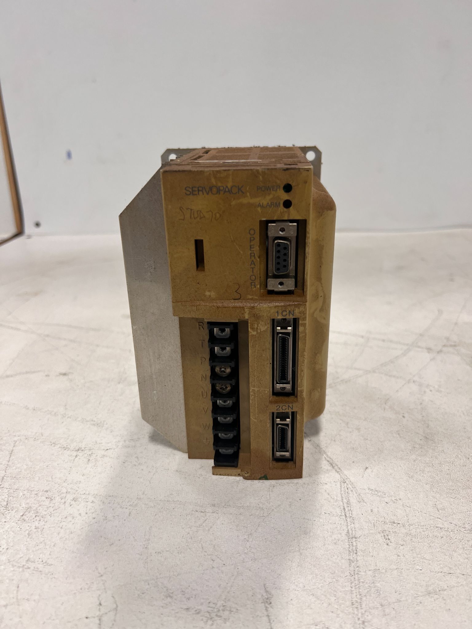 YASKAWA SGDA-08ASP SERVO DRIVE/SERVO CONTROL USED 2