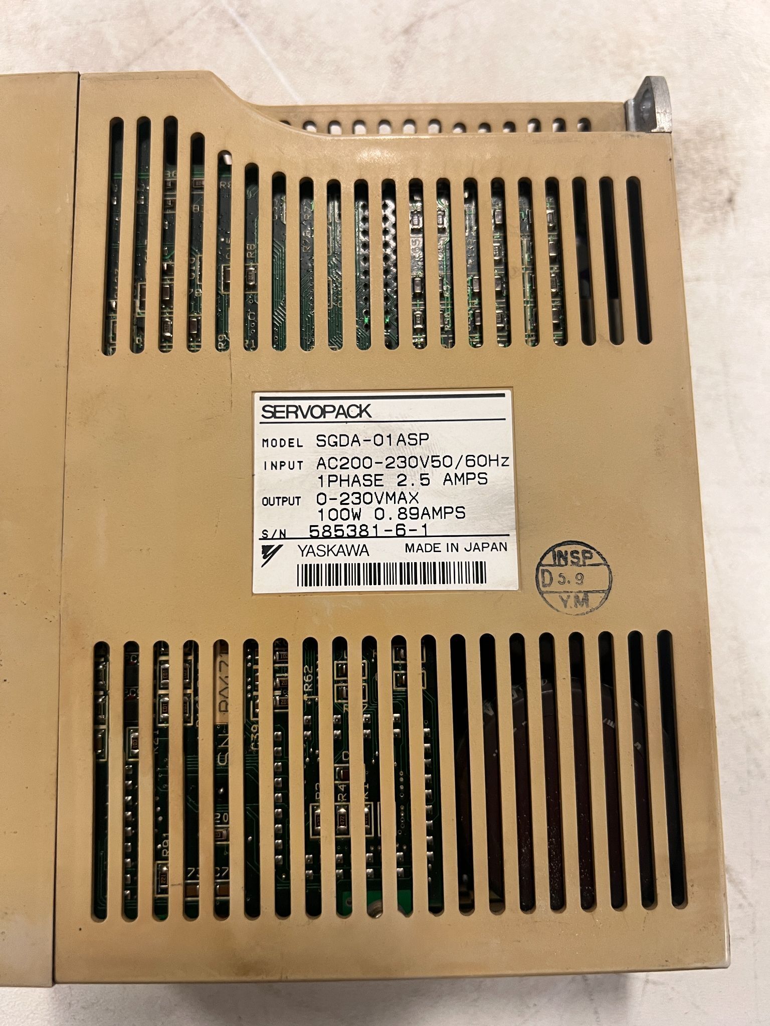YASKAWA SGDA-01ASP SERVO DRIVE USED 1