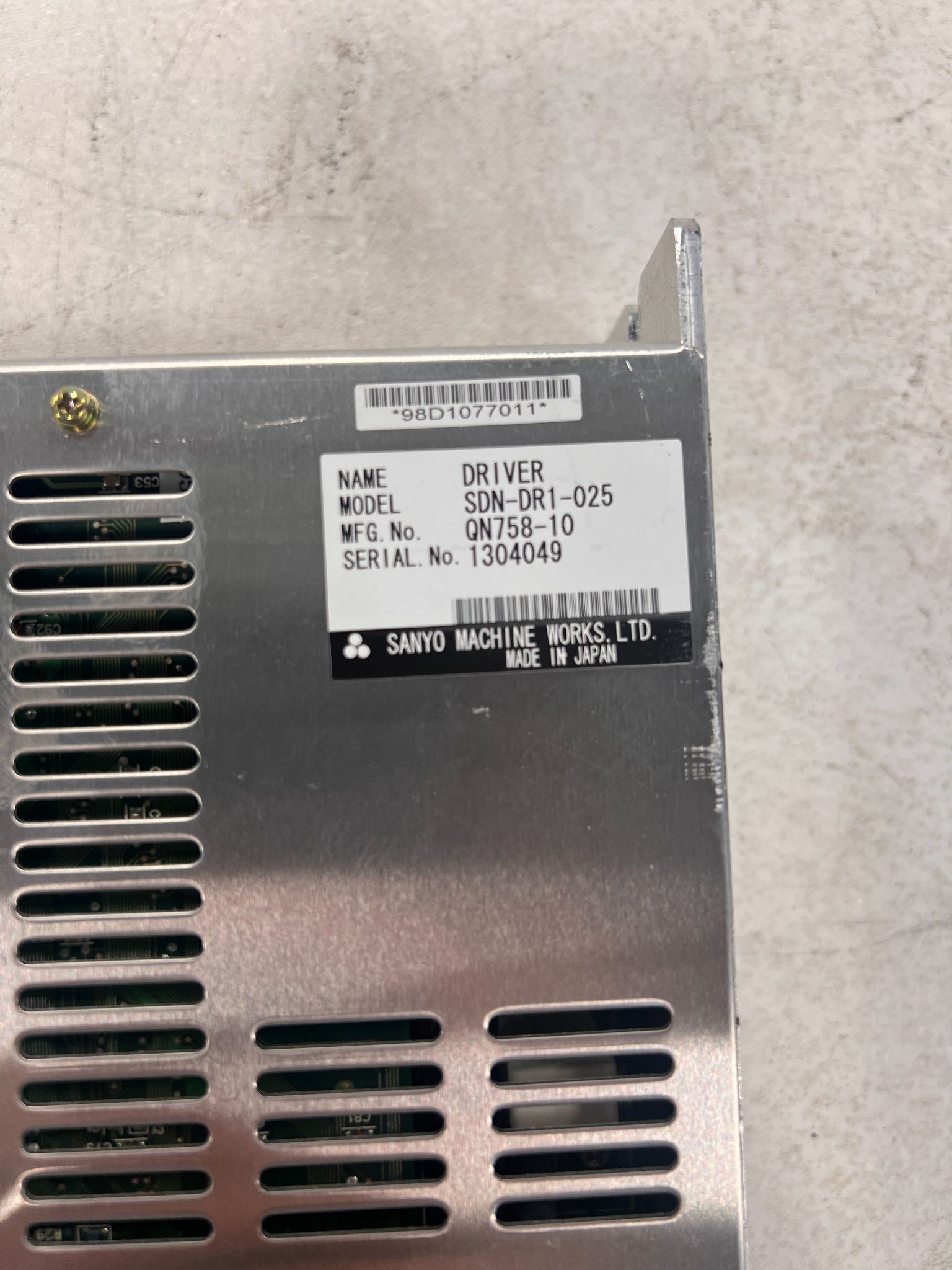 SANYO SDN-DR1-025 SERVO DRIVE USED 1