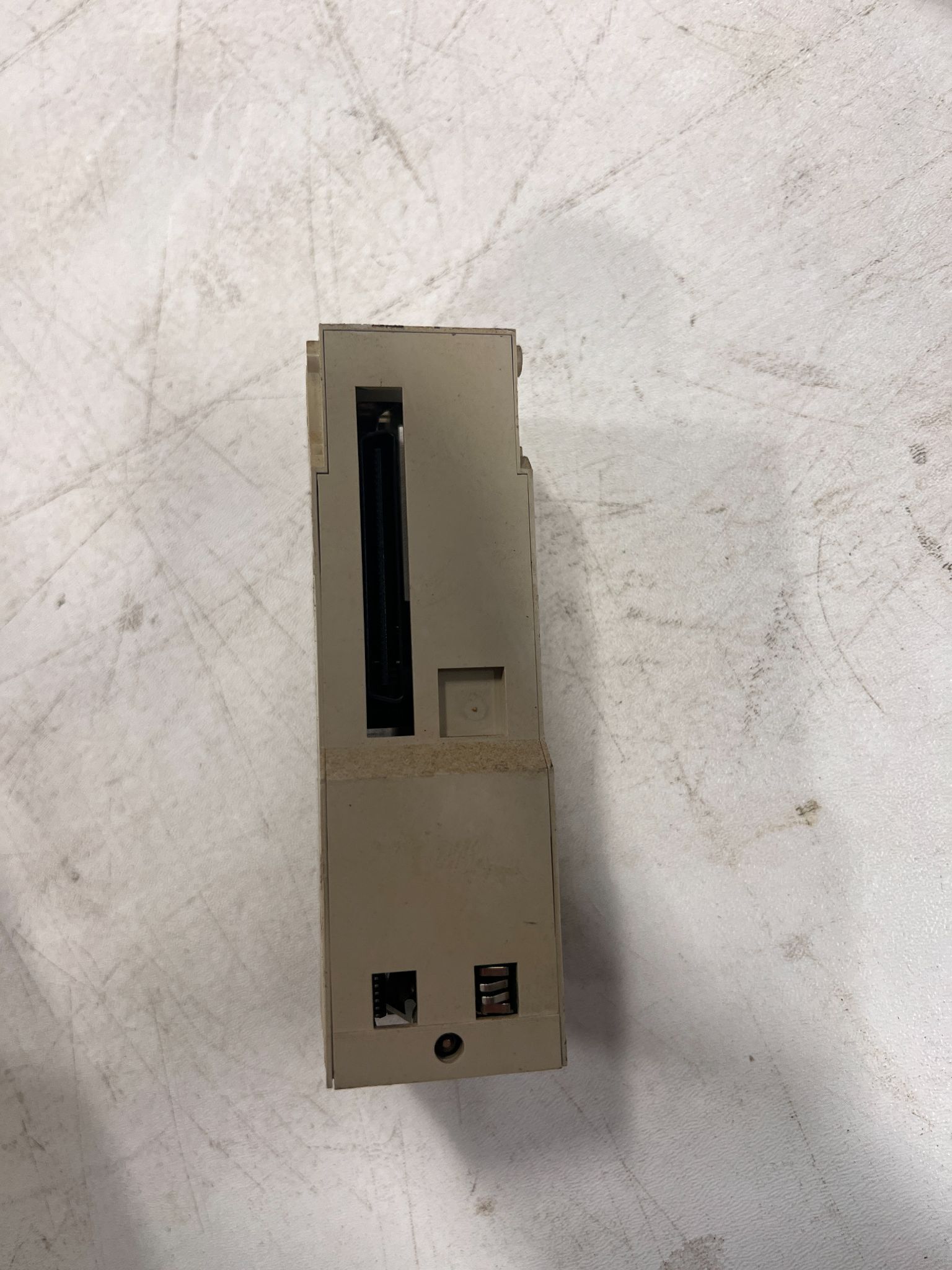 YASKAWA JAMSC-120CBE37000 I/O MODULE USED 1