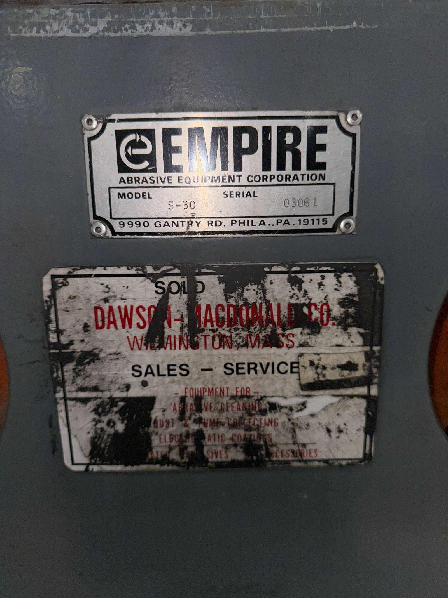 EMPIRE ABRASIVE EQUIPMENT S-30 SANDBLAST CABINET EQUIPMENT USED 5