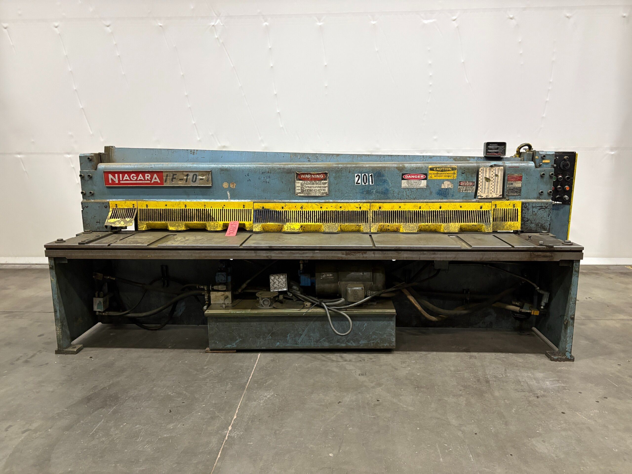 NIAGARA IF 10' X 1/4 SHEAR 0