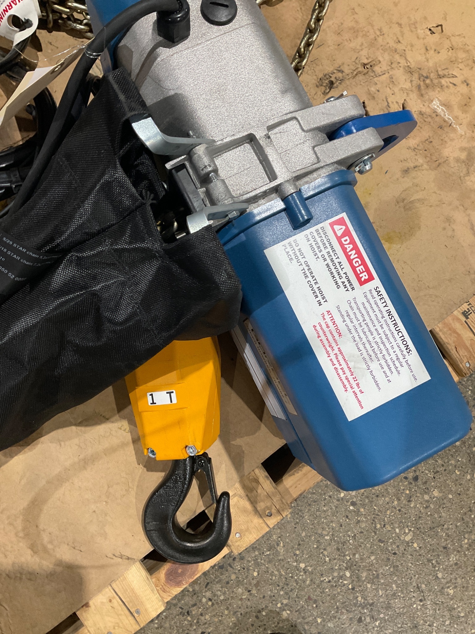 GORBEL 071/54 ELECTRIC CHAIN HOIST TROLLEY USED (HIGH CAPACITY) 1 TON 1