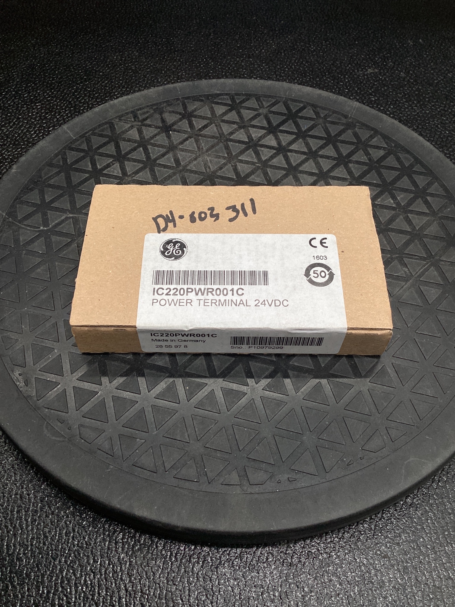 GE IC220PWR001C VersaMax Power Terminal 24VDC NEW 0