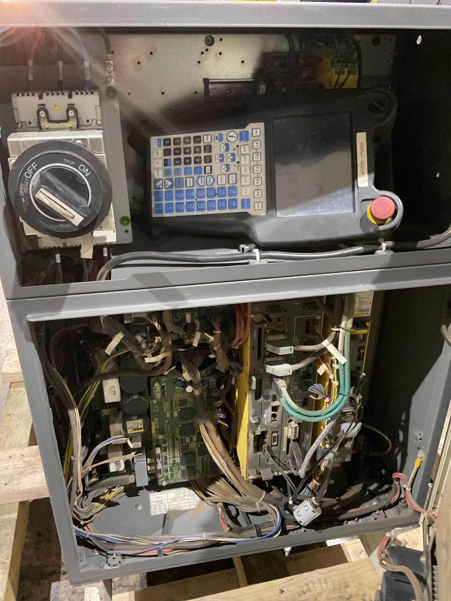 FANUC R-2000iB/210F Complete w/ R-30iB Controls USED 10