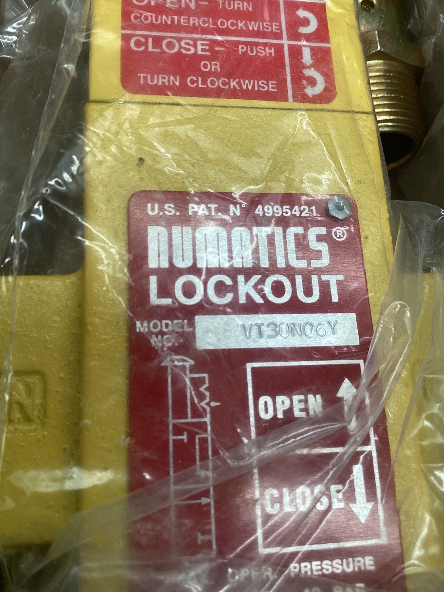 NUMATICS VT30N06AY Pneumatic Lockout Valve NEW 6
