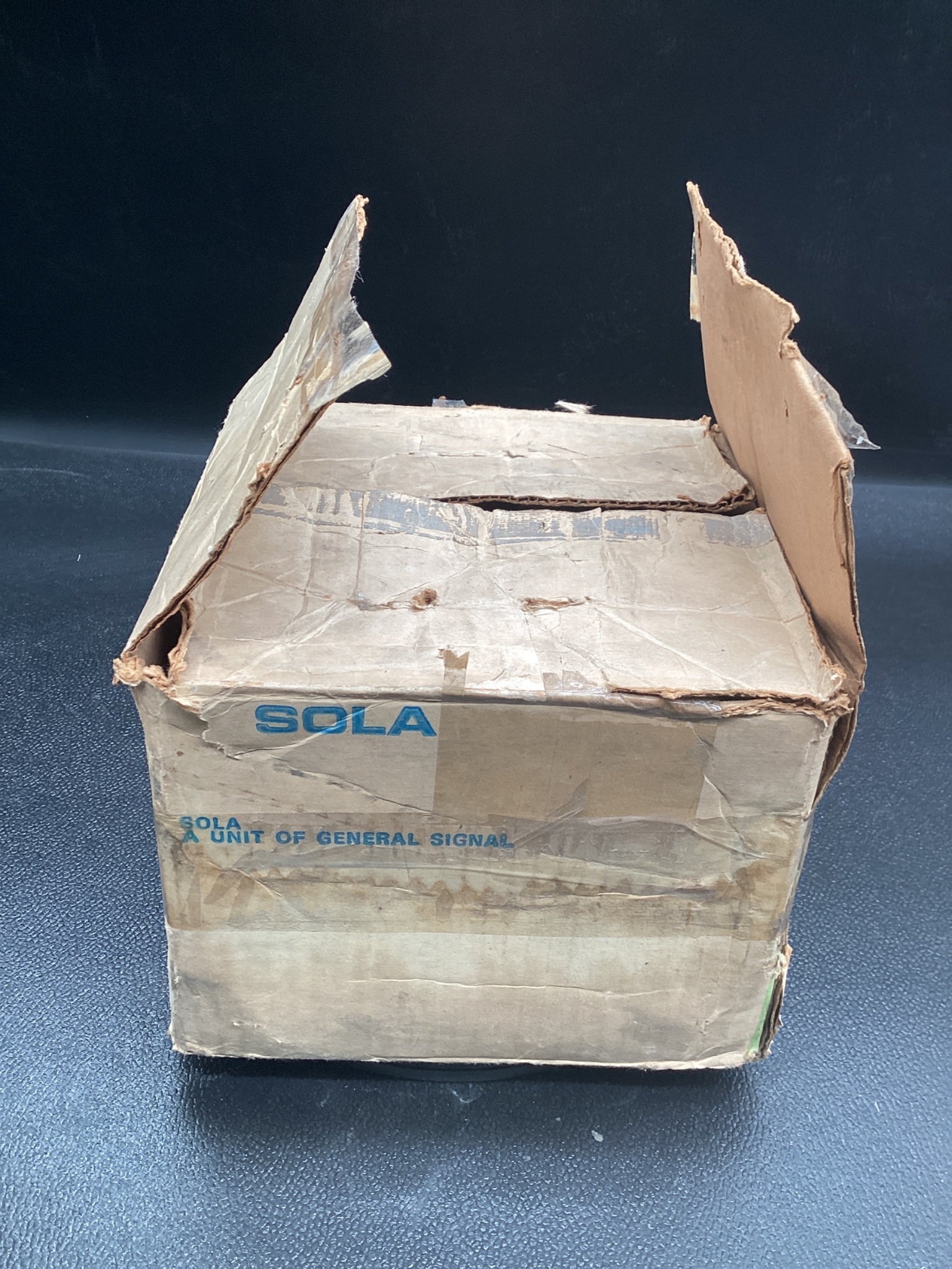 SOLA ELECTRIC 83-24-260-2 DC Power Supply 24VDC 6A NEW 1