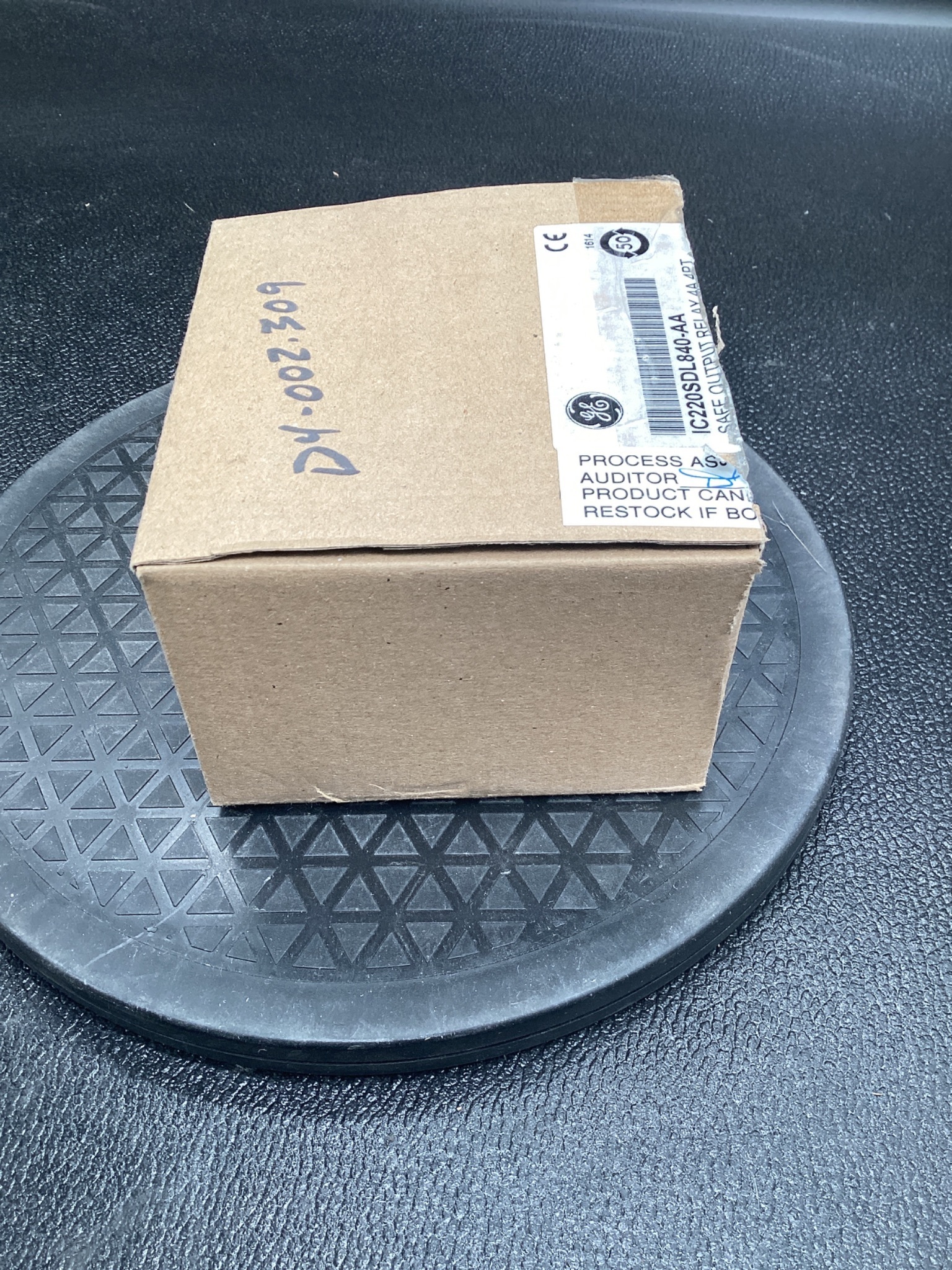 GE IC220SDL840-AA VersaSafe Safety Relay Output Module NEW 1