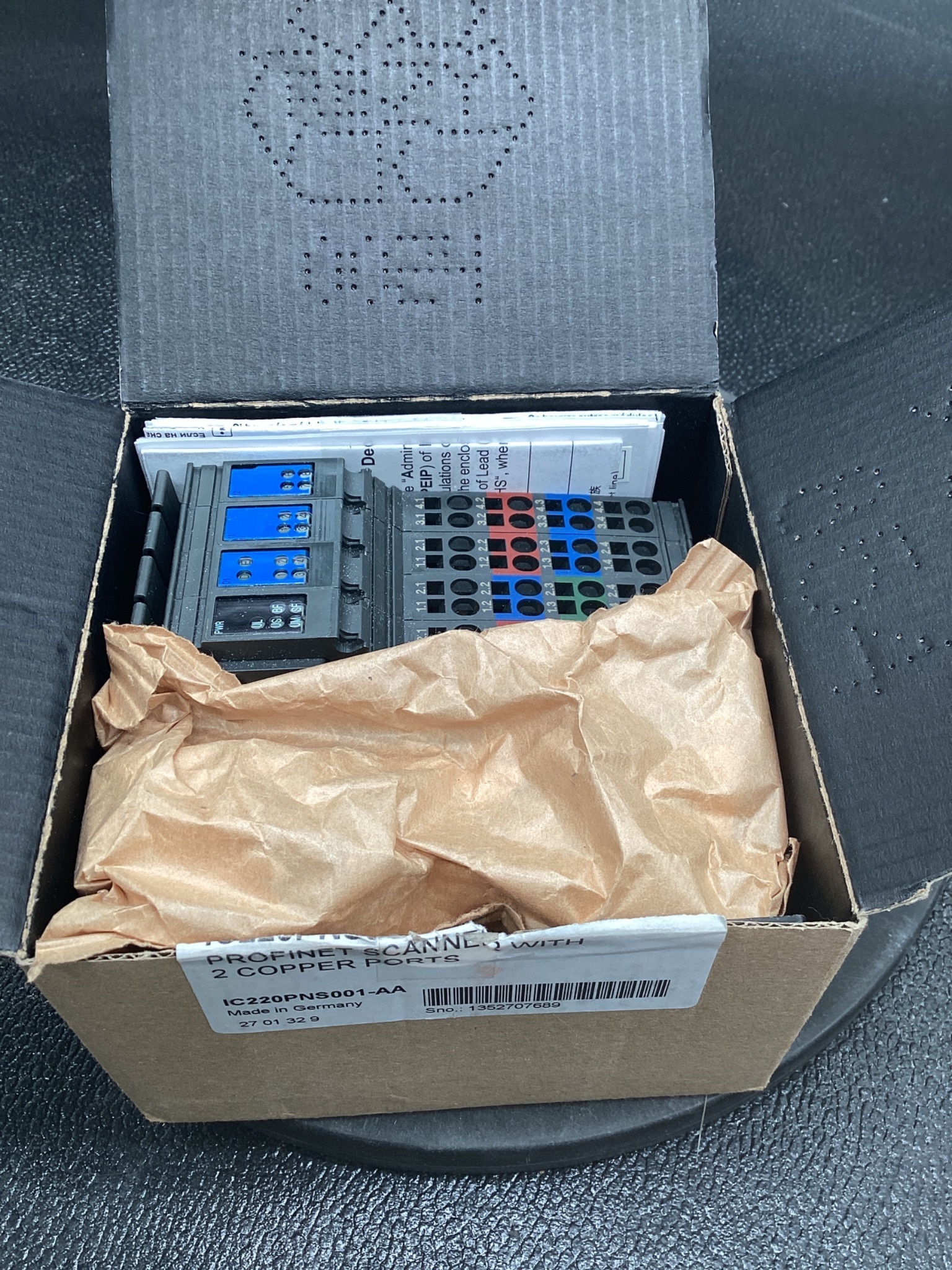 GE IC220PNS001-AA VersaSafe Power Supply Module NEW 4