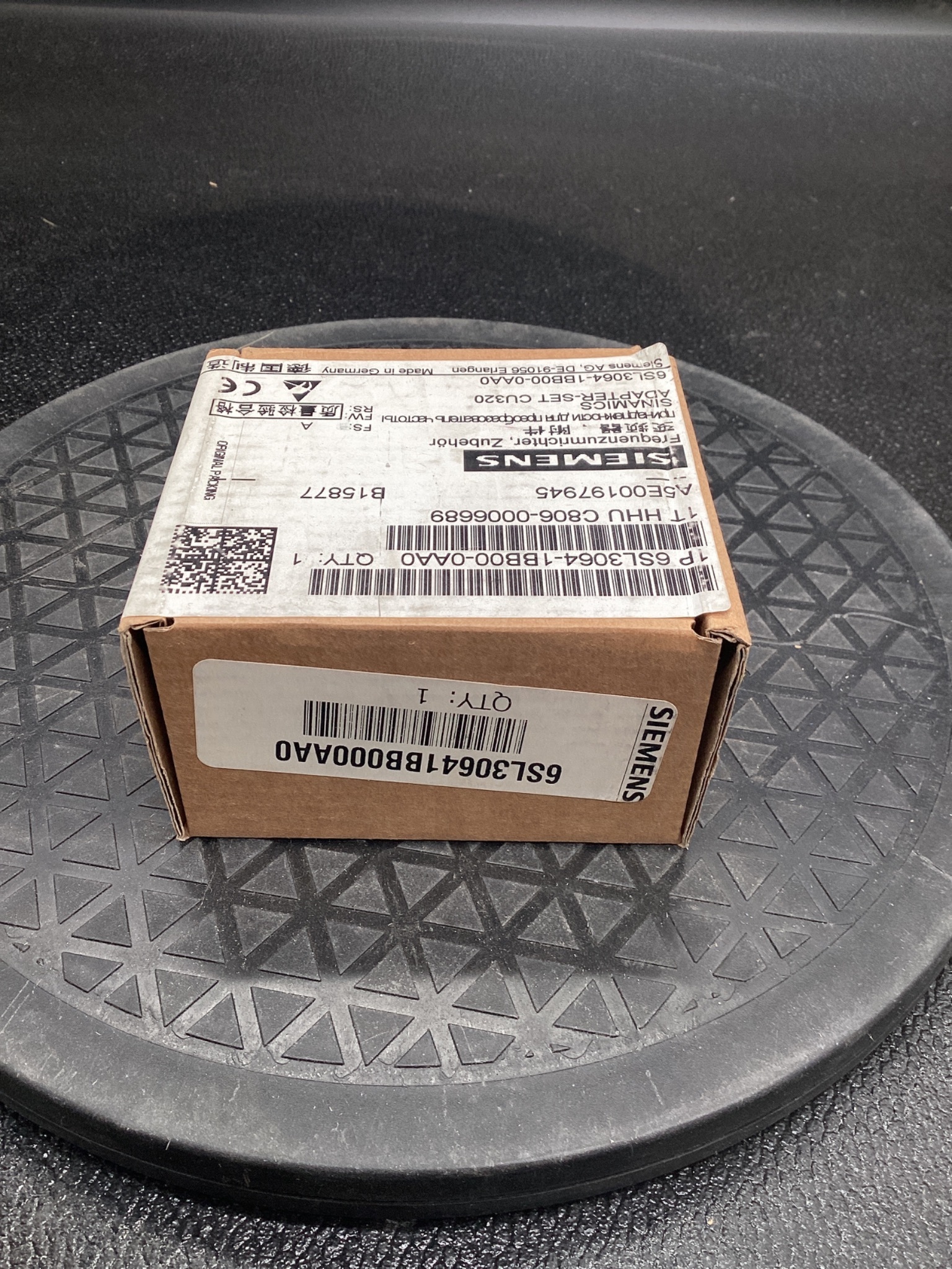 SIEMENS 6SL3064-1BB00-0AA0 SIMATIC Spacer for 50mm Control Unit NEW 2