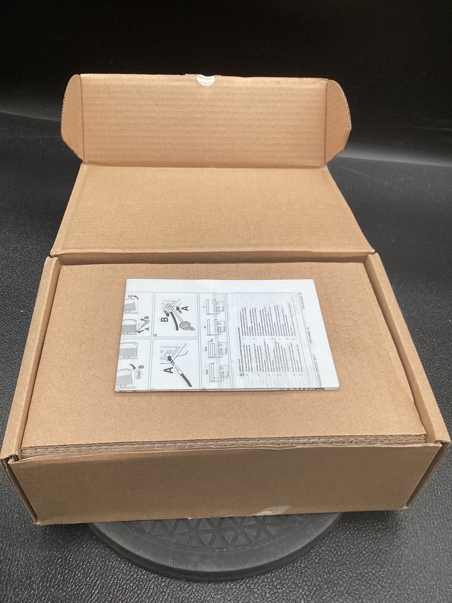 PHOENIX CONTACT 2903151 TRIO Power Supply 24VDC 20A NEW 4