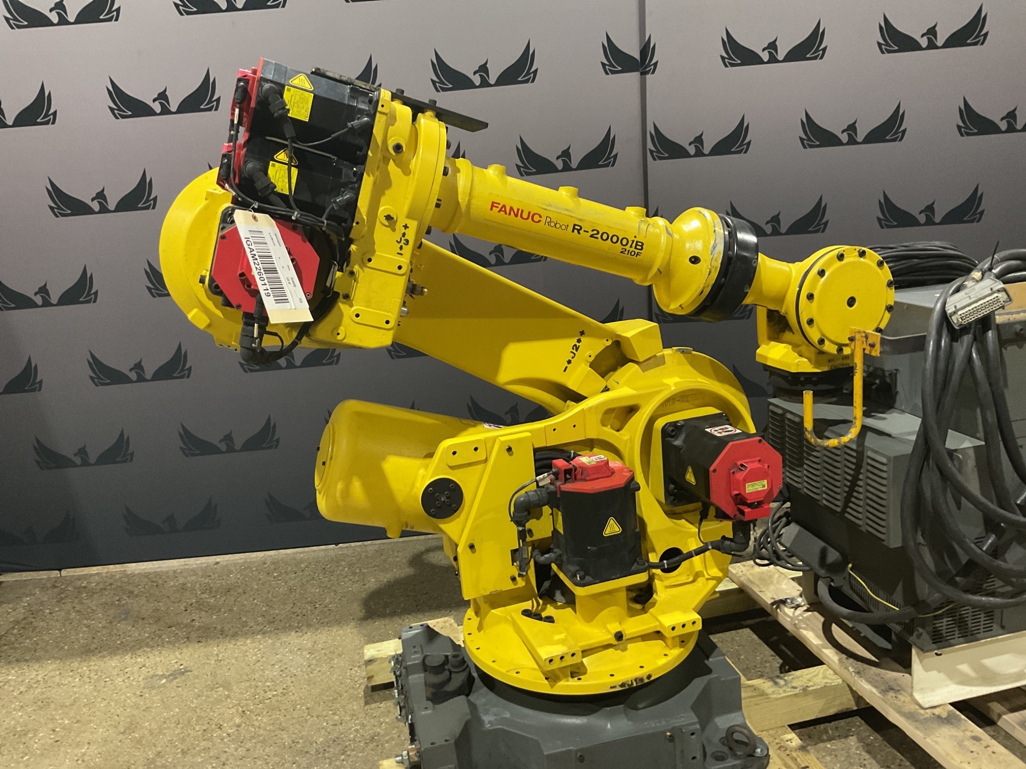 FANUC R-2000iB/210F Complete w/ R-30iB Controls 2014 USED 1