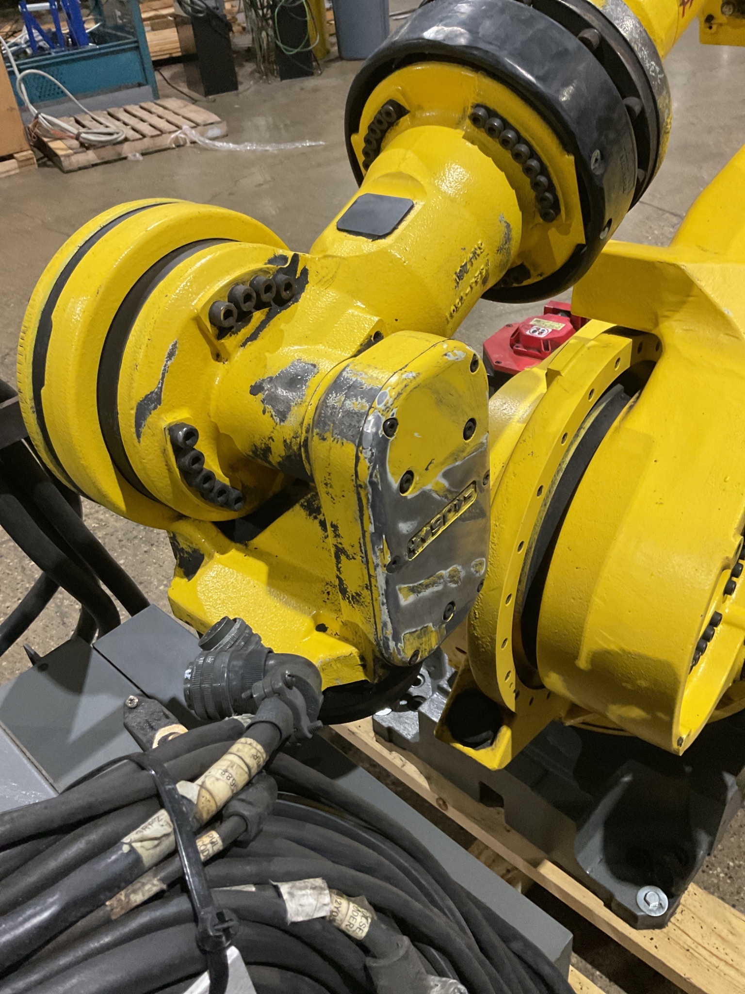 FANUC R-2000iB/210F Complete w/ R-30iB Controls 2014 USED 5