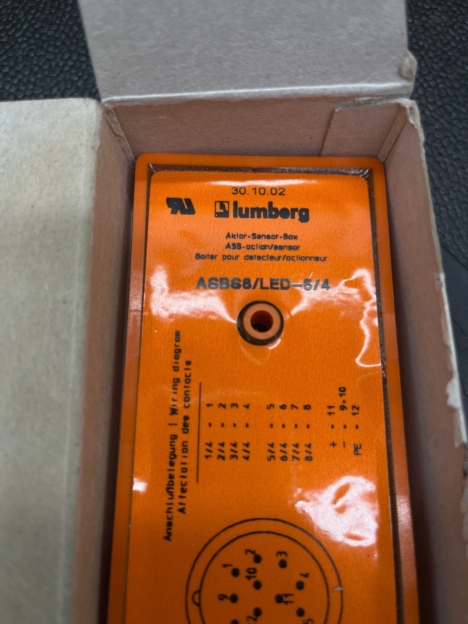 LUMBERG ASBS8/LED-5/4 Sensor Distribution Box NEW 7