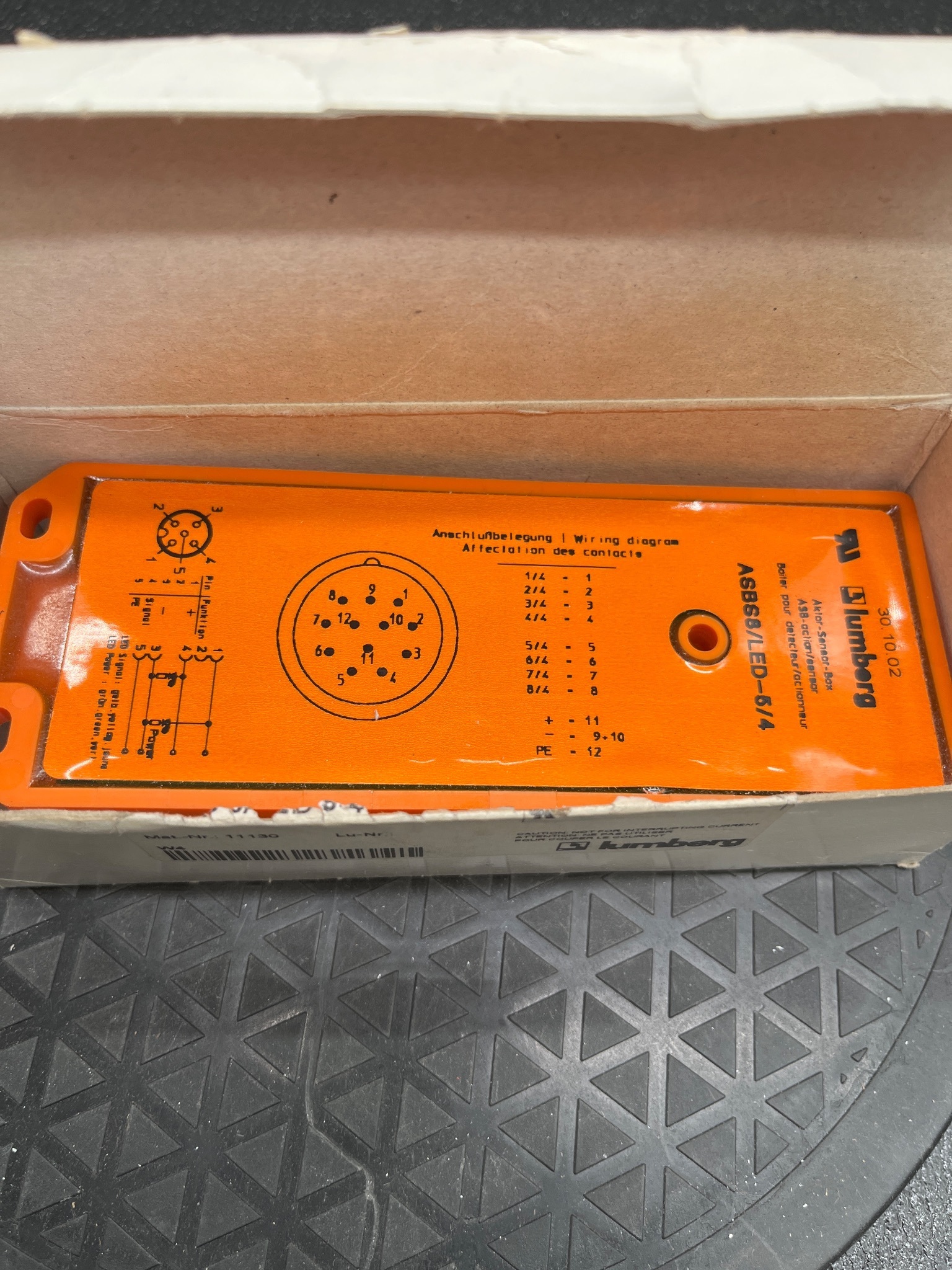 LUMBERG ASBS8/LED-5/4 Sensor Distribution Box NEW 8