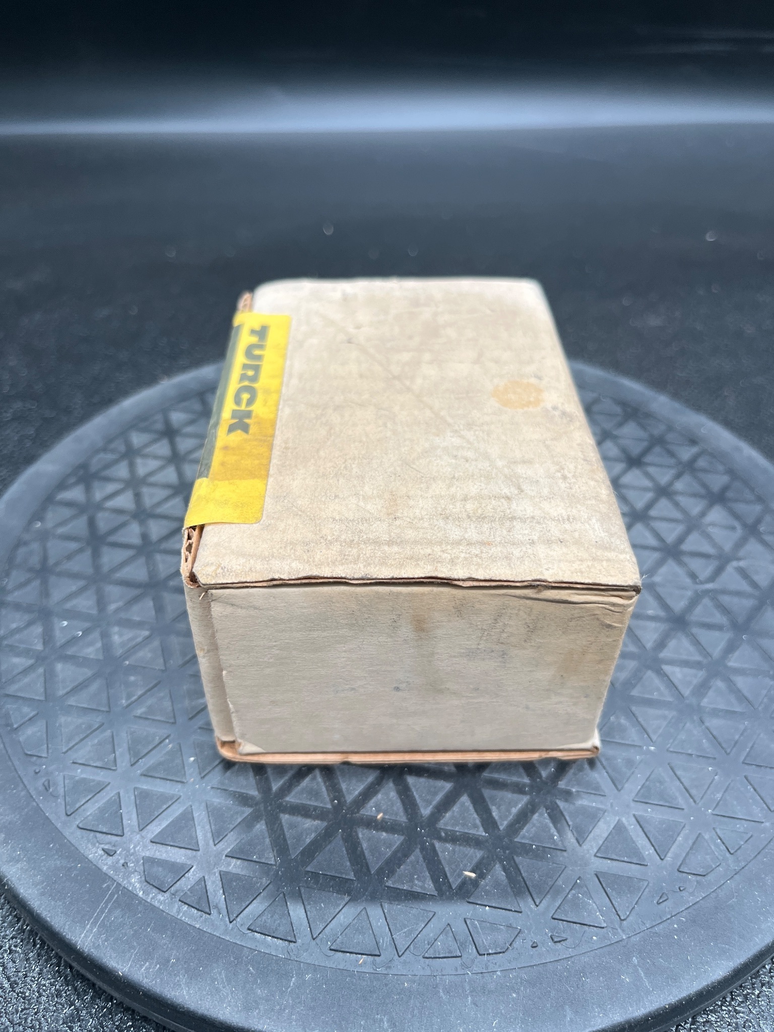 TURCK 4570890 BI2-CRS260-AP4X2-H1141/S34 Proximity Switch NEW 1