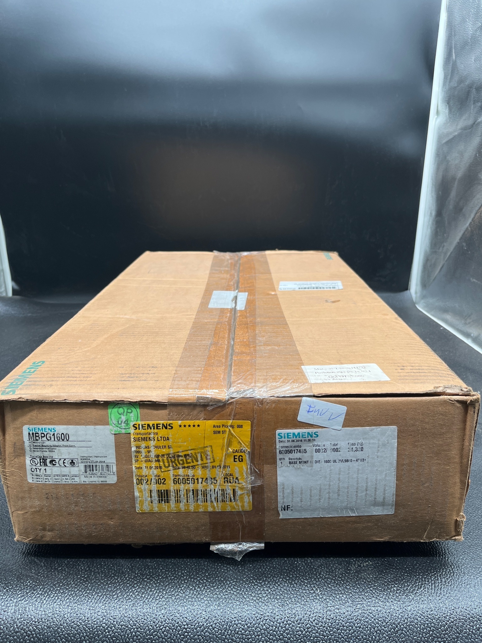 SIEMENS MBPG1600 Breaker Base Mount Hardware VL Series NEW 1