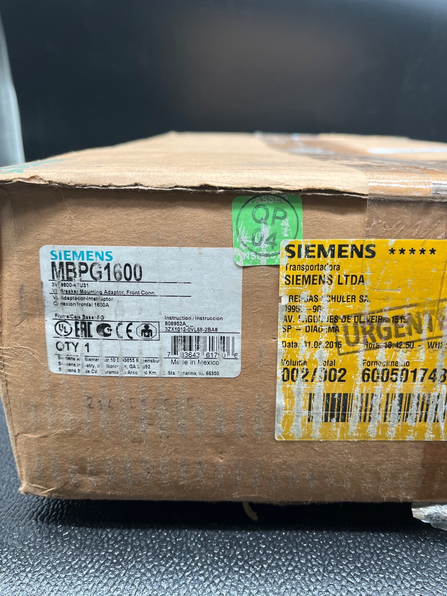 SIEMENS MBPG1600 Breaker Base Mount Hardware VL Series NEW 4