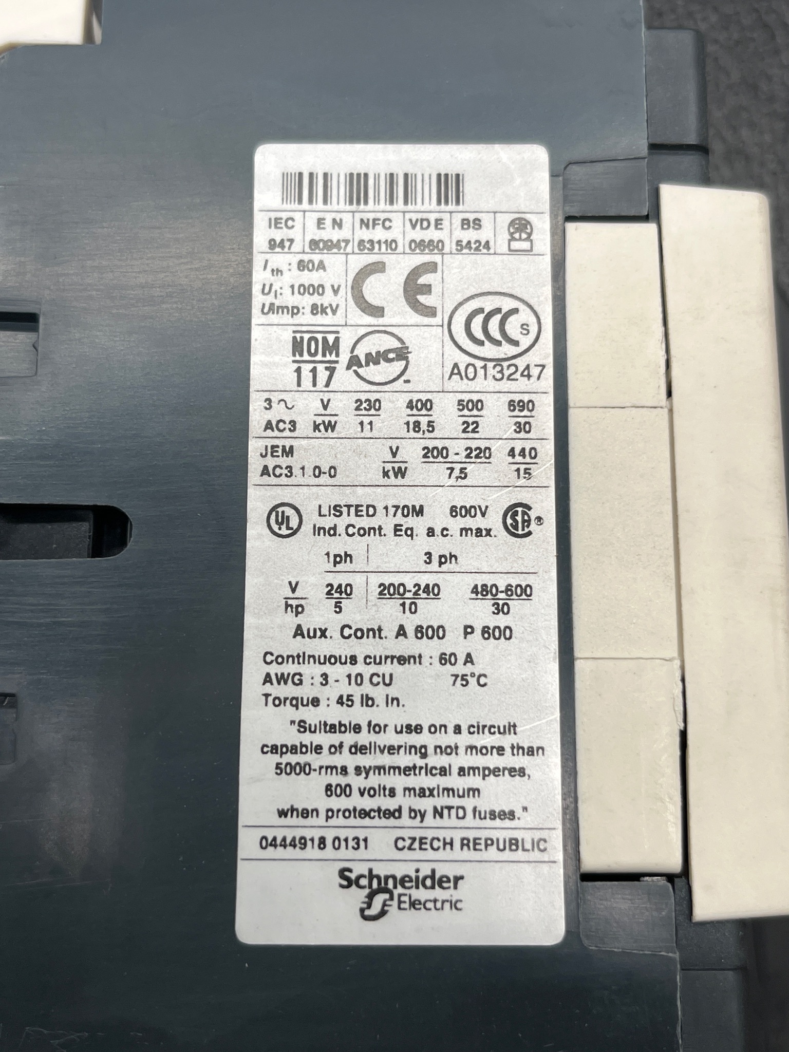 TELEMECANIQUE LC1D40BD Motor Contactor 24VDC NEW 8