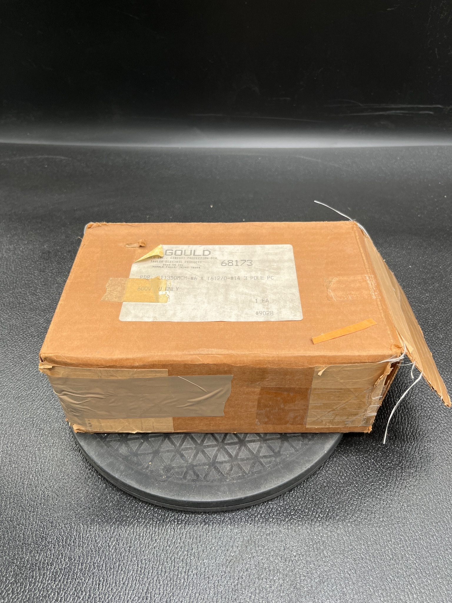 GOULD 68173 Power Distribution Block 3 Pole 600V CU ONLY NEW 0