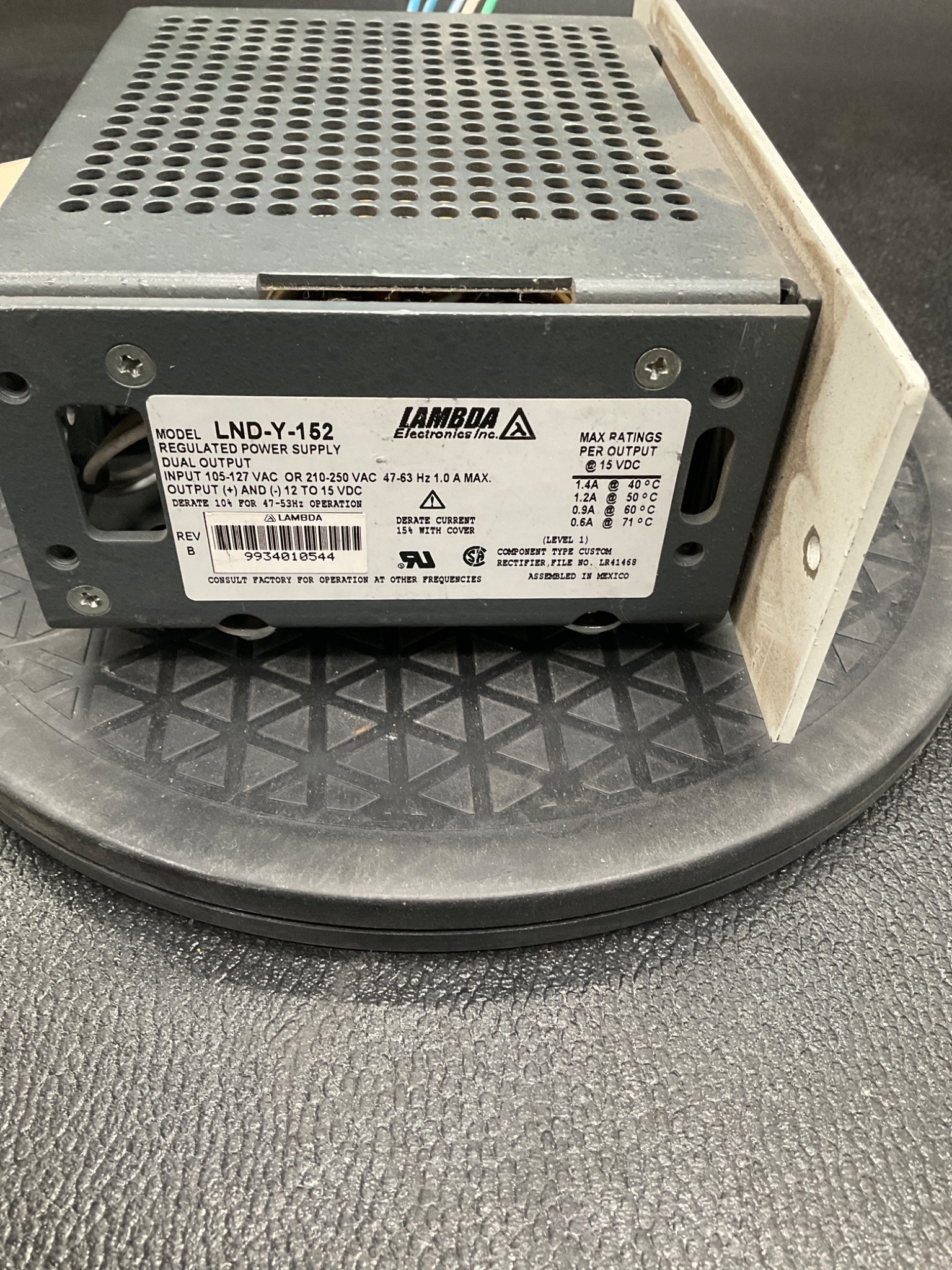 LAMBDA LND-Y-152 Regulated Power Supply USED 1
