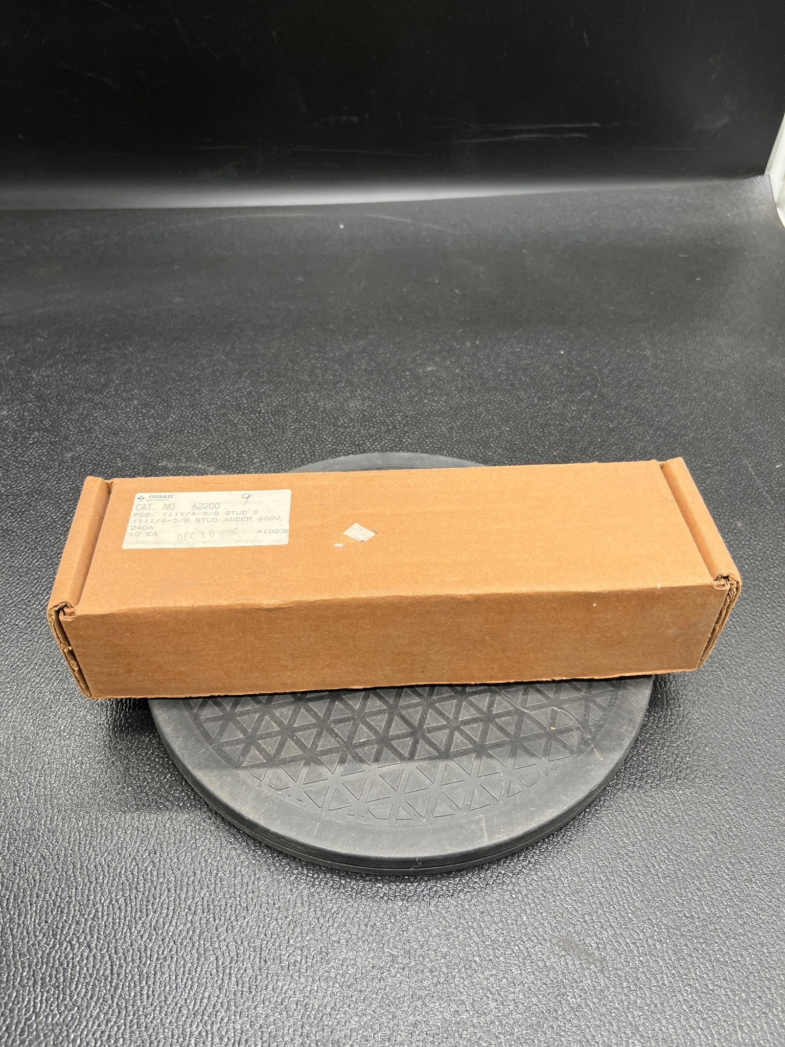 FERRAZ SHAWMUT 62200 Power Distribution Block 600V 240A NEW (LOT OF 8) 0
