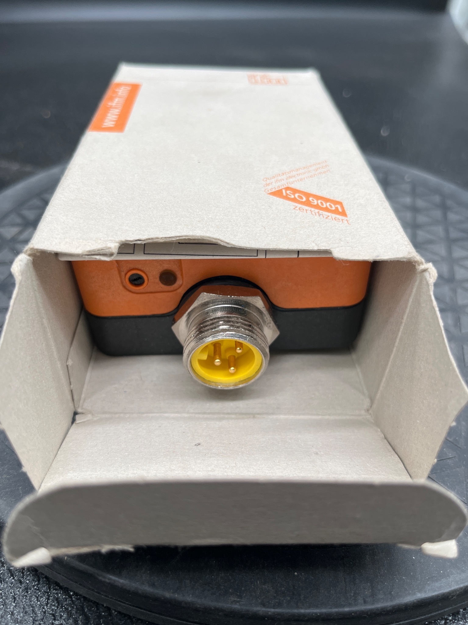 IFM ID3507 Inductive Proximity Sensor 24VDC NEW 4