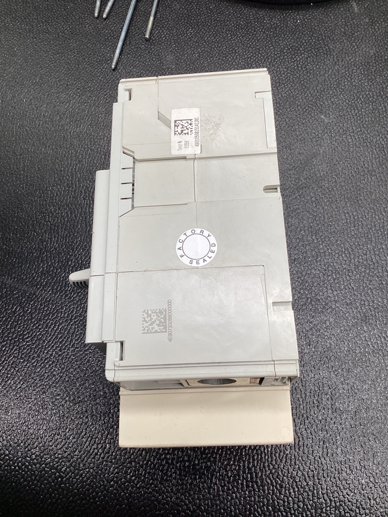 ALLEN BRADLEY 140G-J2F3-D17 Molded Case Circuit Breaker USED 4