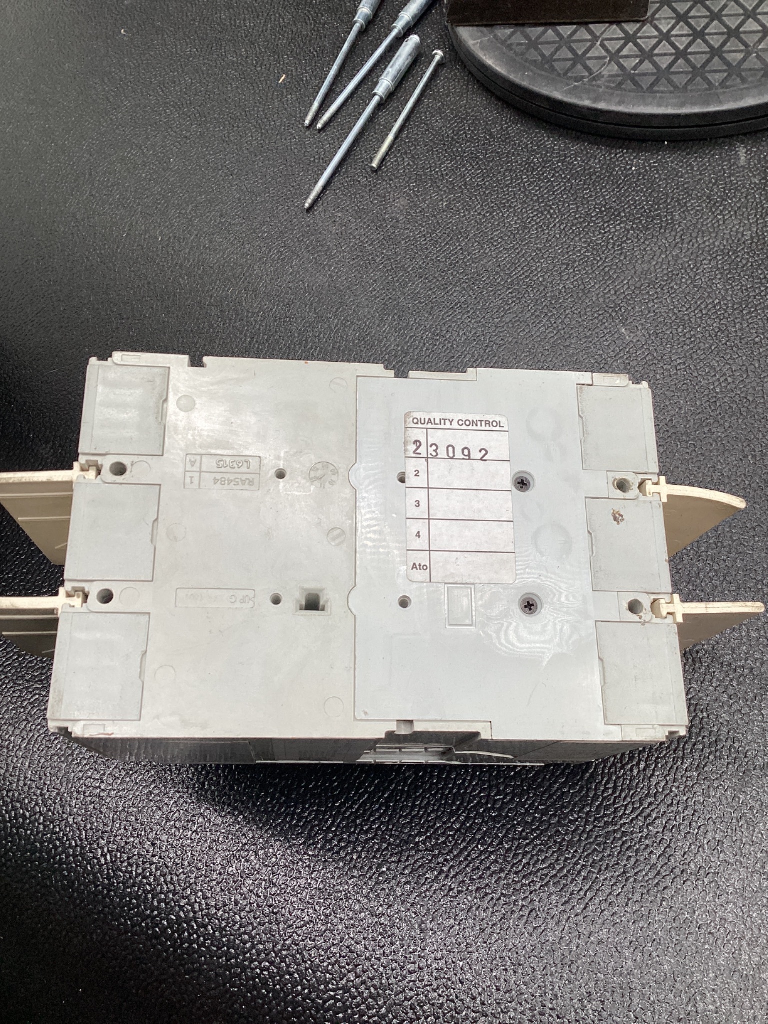 ALLEN BRADLEY 140G-J2F3-D17 Molded Case Circuit Breaker USED 5