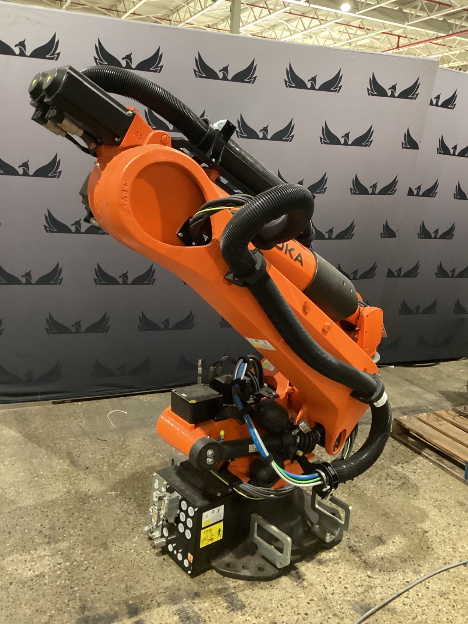 KUKA KR 210 R3100-2/FLR Robot w/ KR C4 NA Controller USED 1