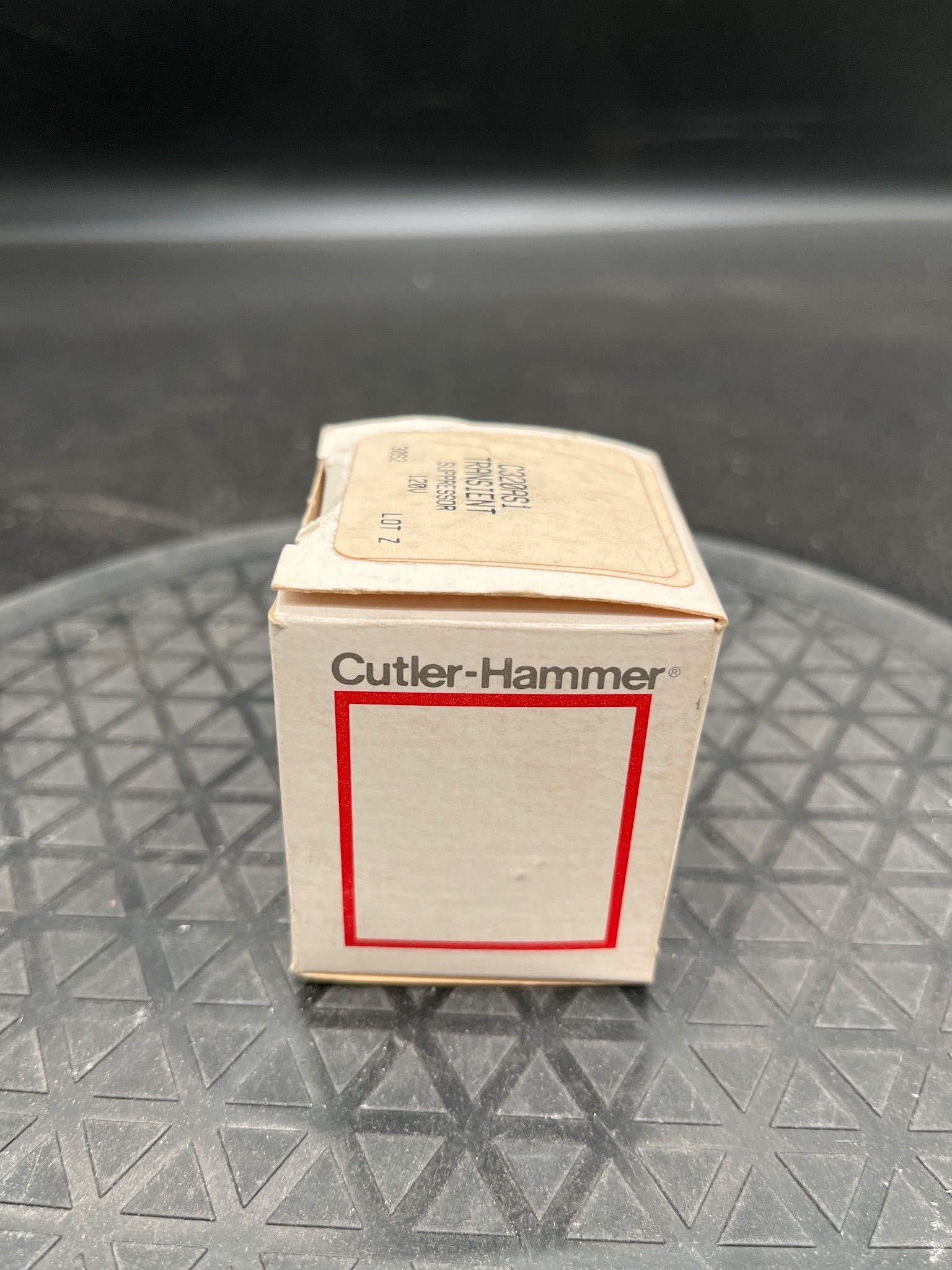 EATON CUTLER-HAMMER C320AS1 Transient Suppressor NEW 1