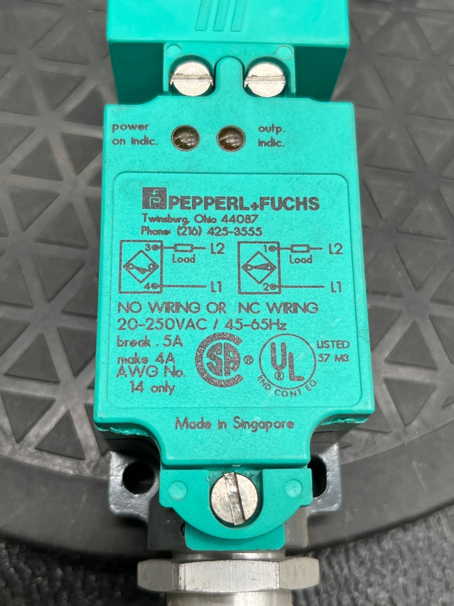 PEPPERL+FUCHS Y12516S Proximity Switch USED 6