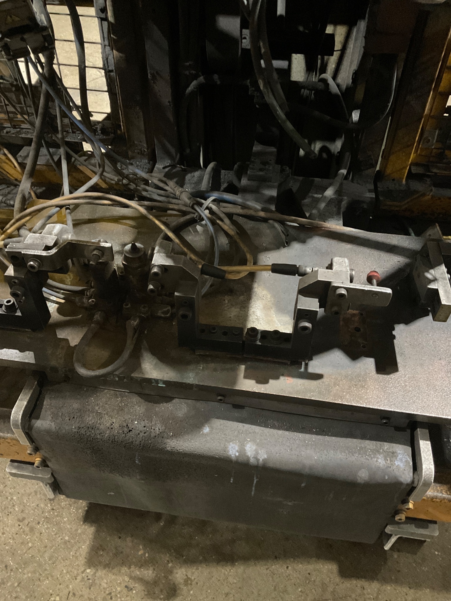 CENTERLINE Dual Head PED Welder Station USED 2