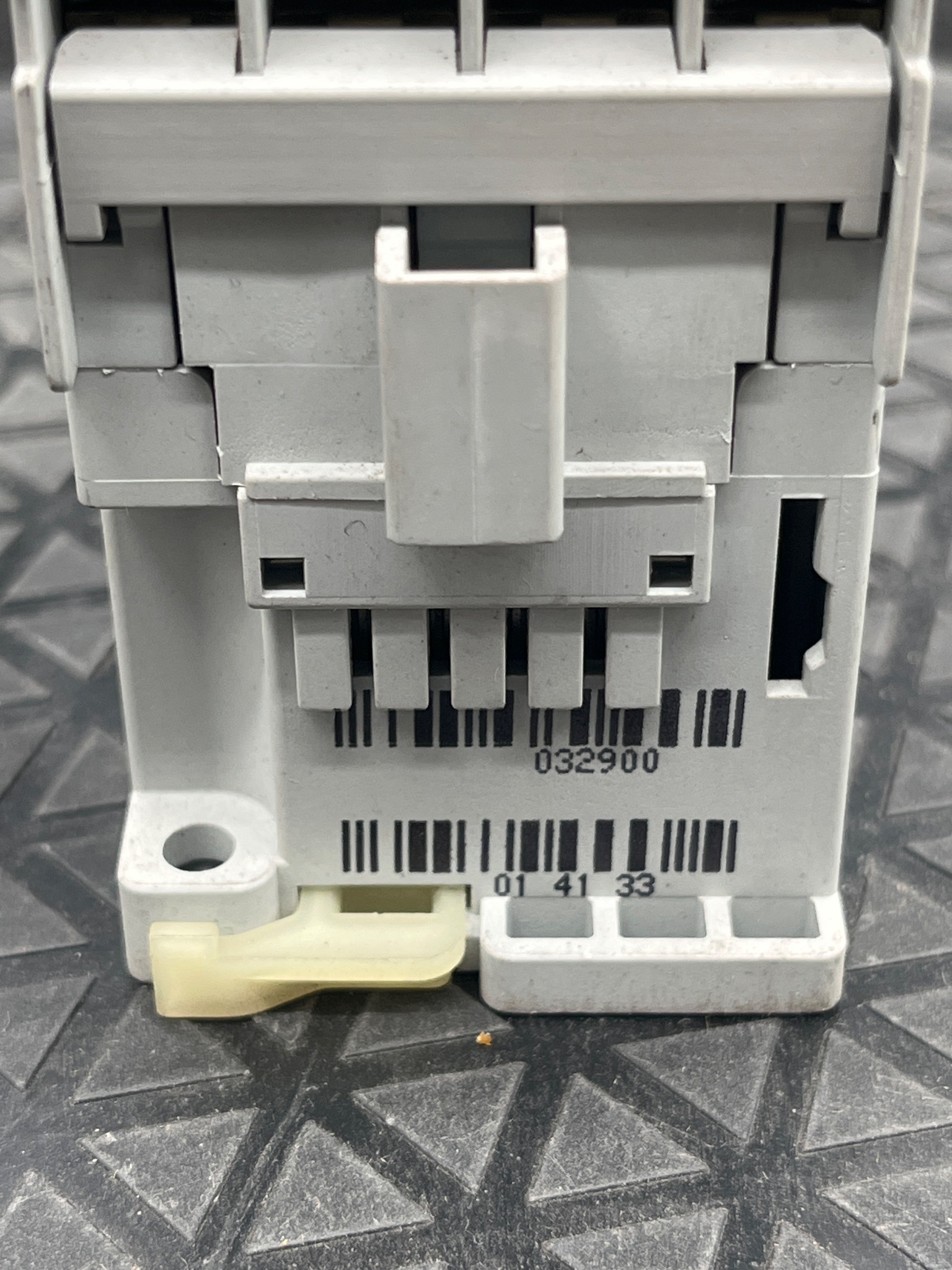 ALLEN BRADLEY 700-CF400* + 100-F Contactor & Base USED 1