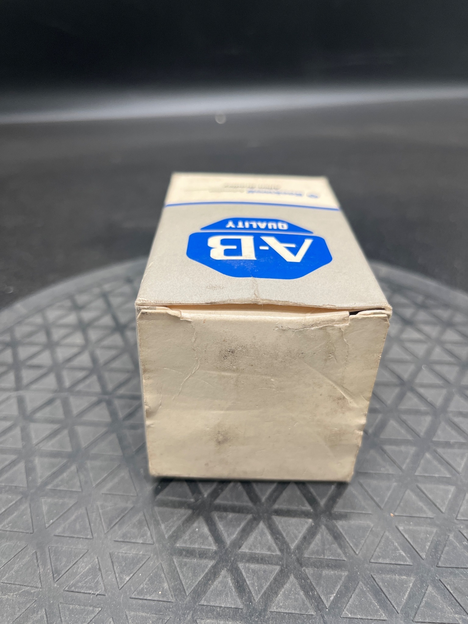 ALLEN BRADLEY 800T-FXP16A1 Illuminated Push-Pull Button NEW 2