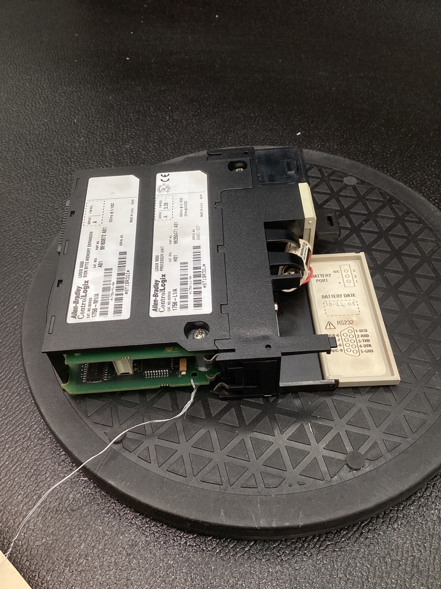 ALLEN BRADLEY 1756-L1 + 1756-M1 ControlLogix Processor & Memory Ser. A USED 4