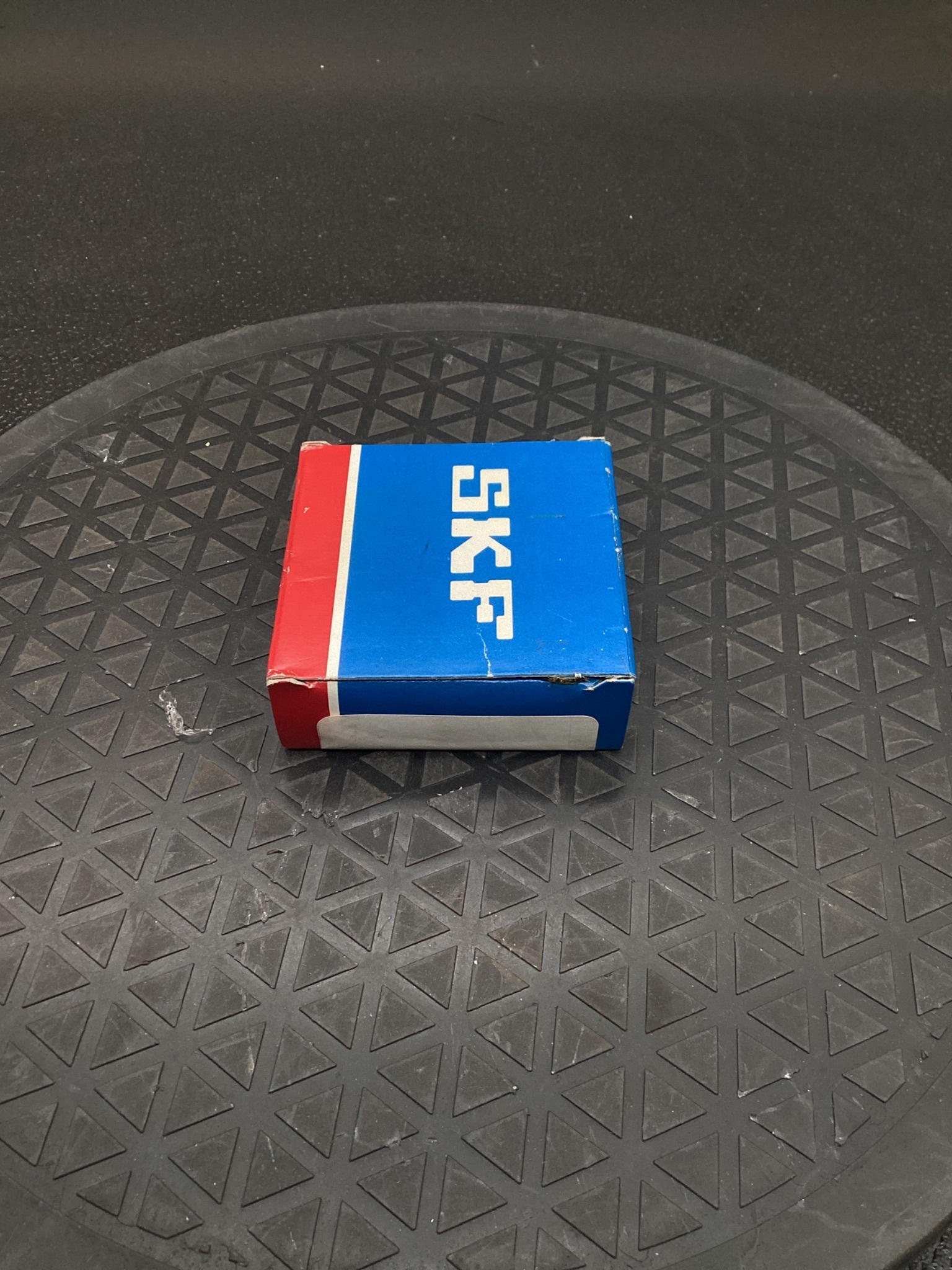 SKF 6007-2Z Shielded Ball Bearing NEW 1