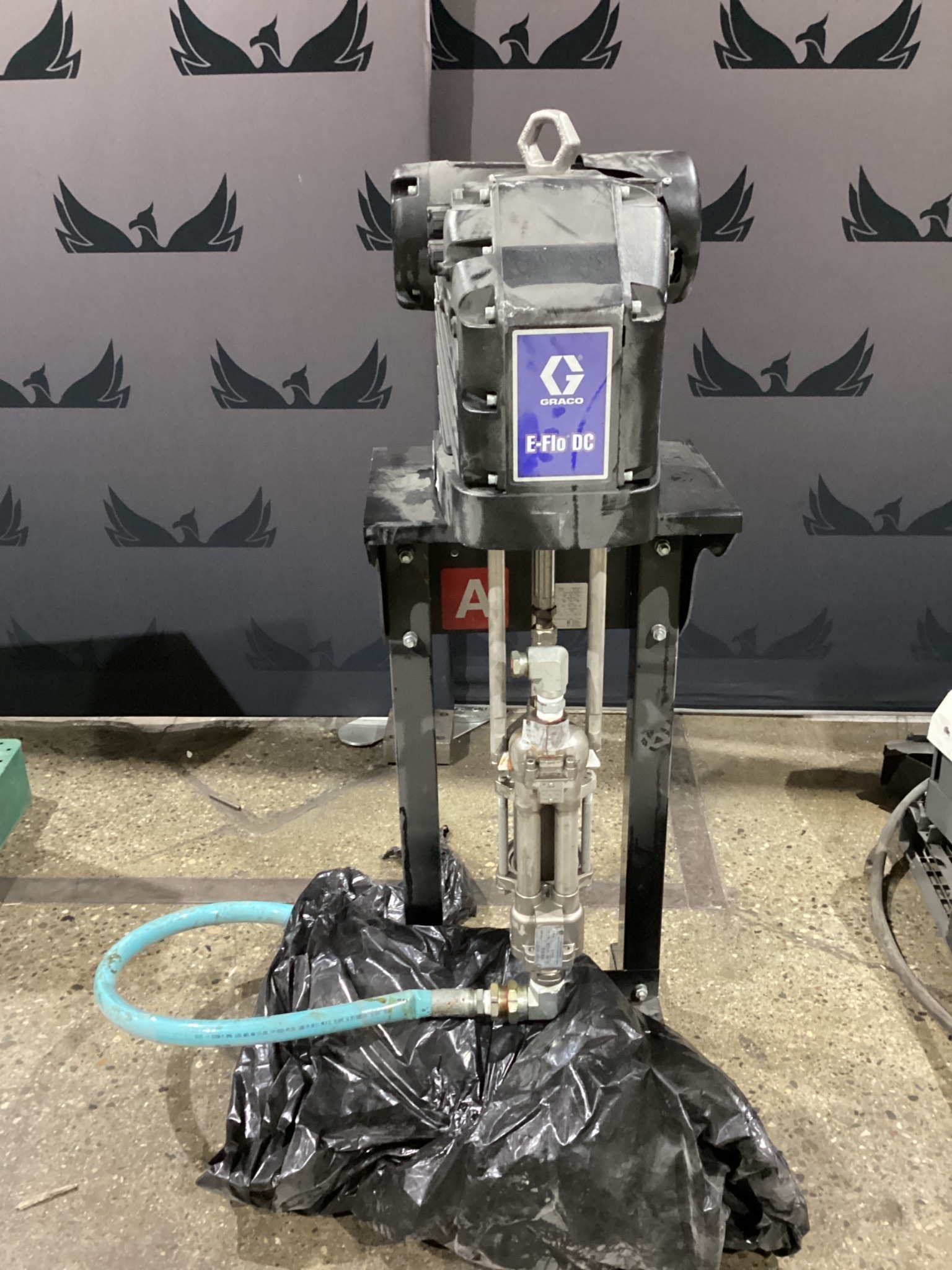 GRACO EM0021 E-Flo DC Motor Dispense System USED 0