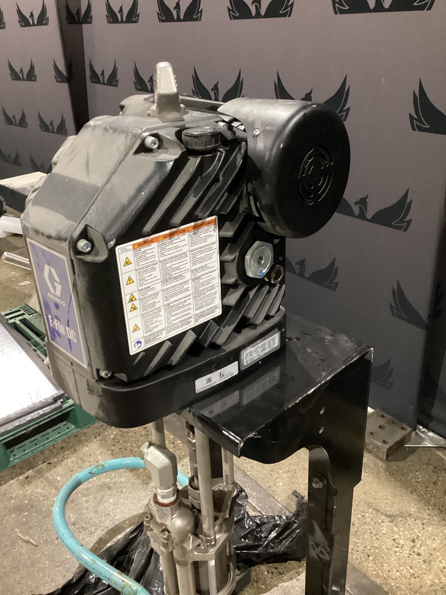 GRACO EM0021 E-Flo DC Motor Dispense System USED 3