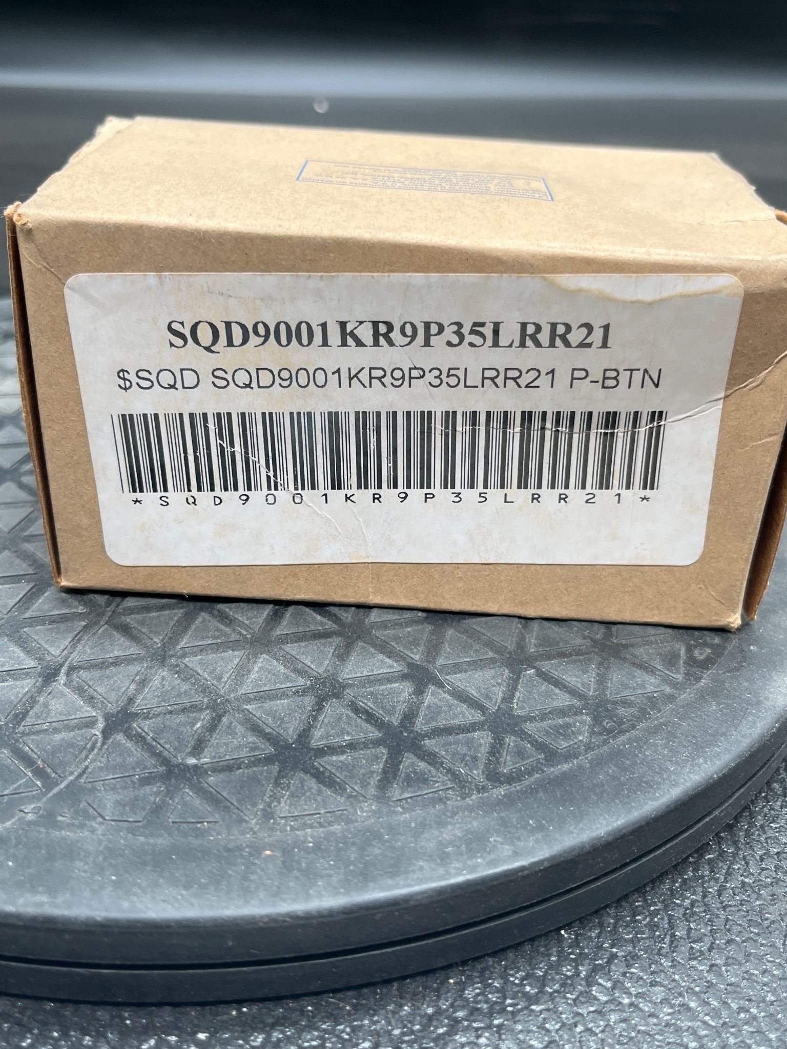 SQUARE D 9001KR9P35LRR21 Illuminated Pushbutton Switch NEW 3