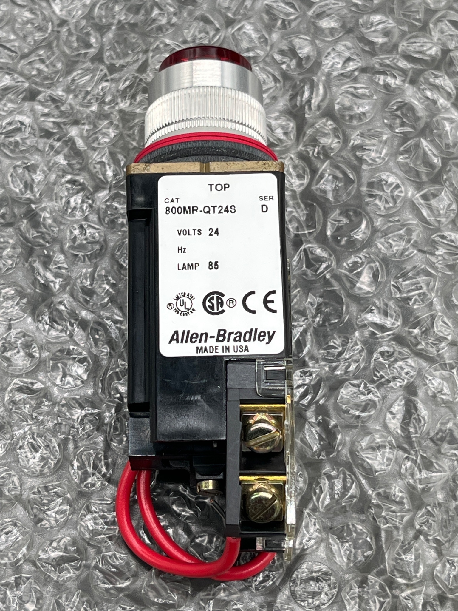 ALLEN BRADLEY 800MR-QT24S Momentary Push Button Switch NEW 1