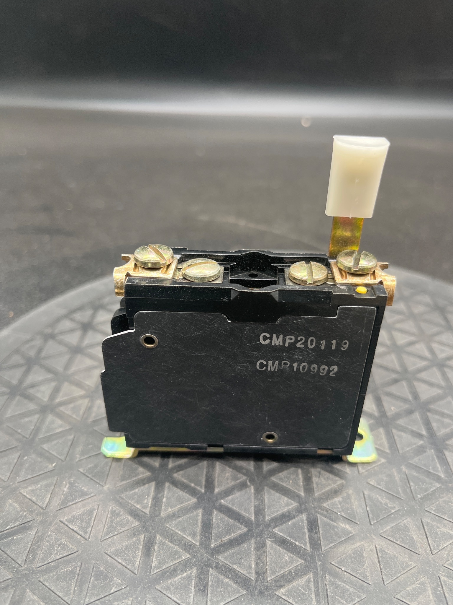 ALLEN BRADLEY 592-BOV4 Overload Relay NEW 7