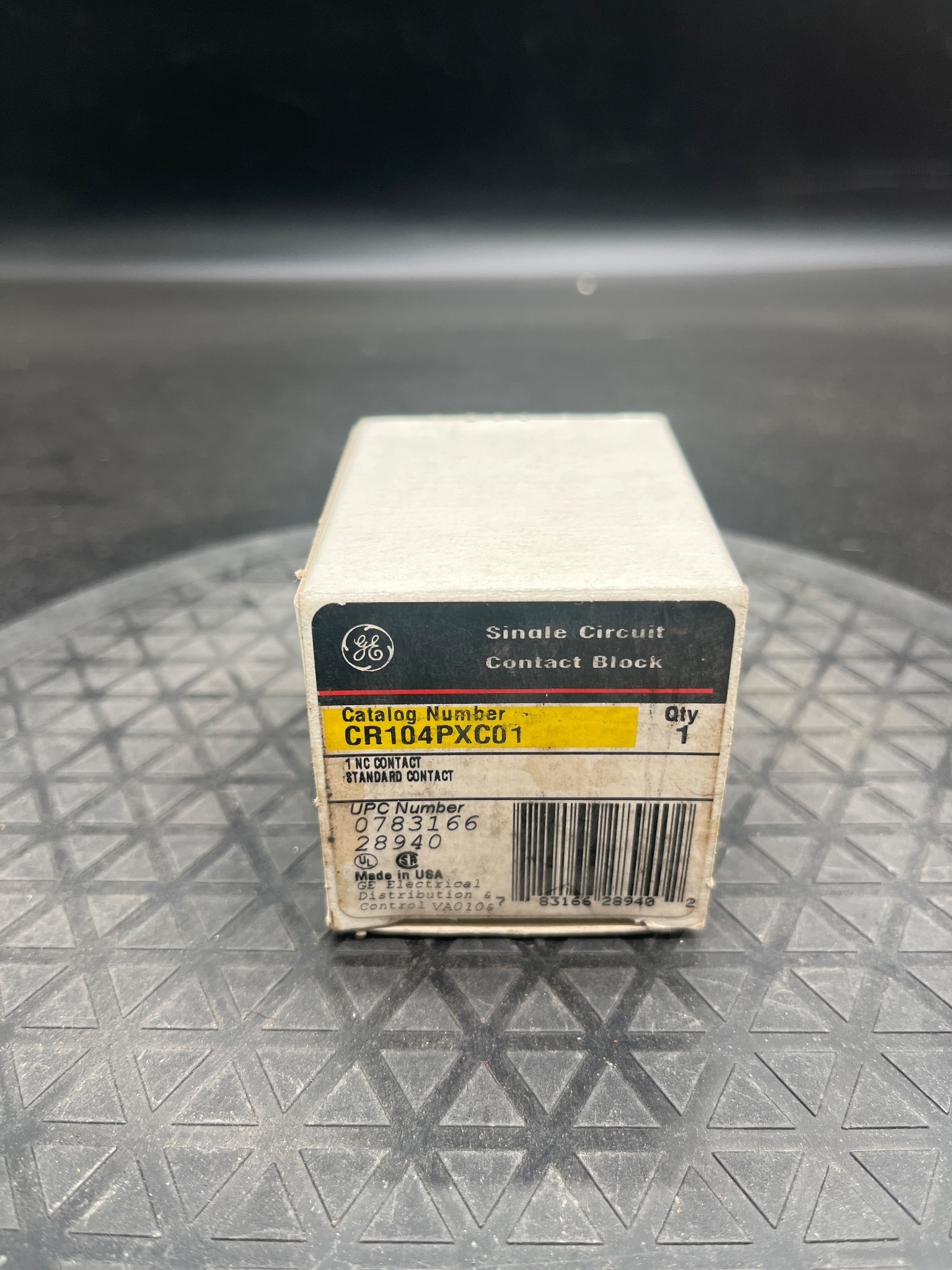 GENERAL ELECTRIC CR104PXC01 Pushbutton Operator NEW 0