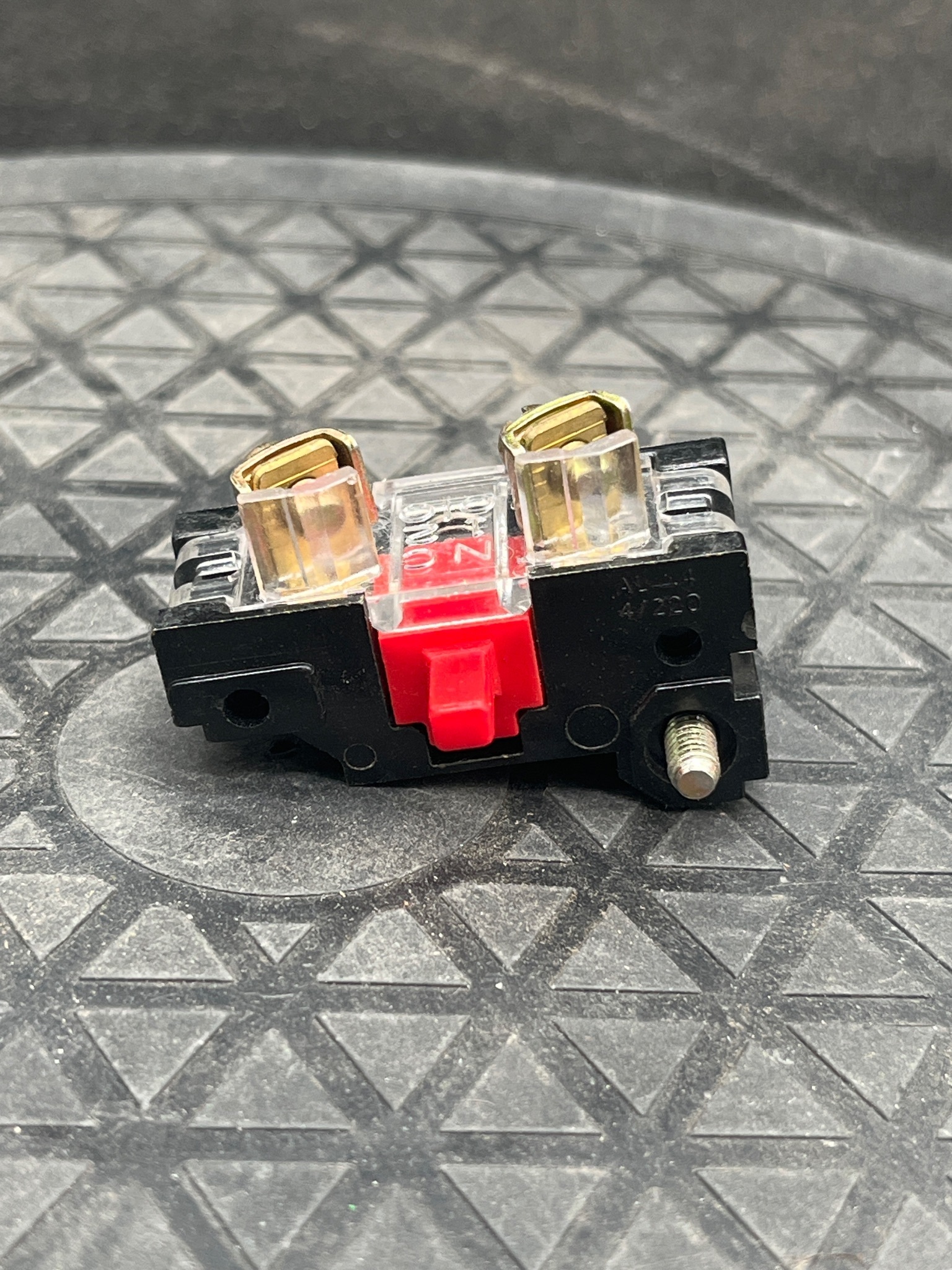 GENERAL ELECTRIC CR104PXC01 Pushbutton Operator NEW 6