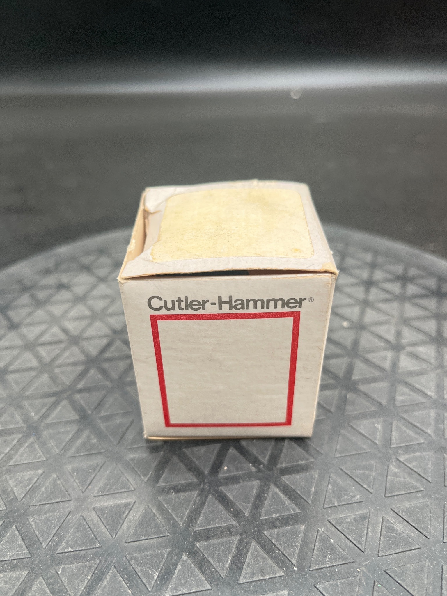 EATON CUTLER-HAMMER 10250T Selector Switch Operator NEW 0
