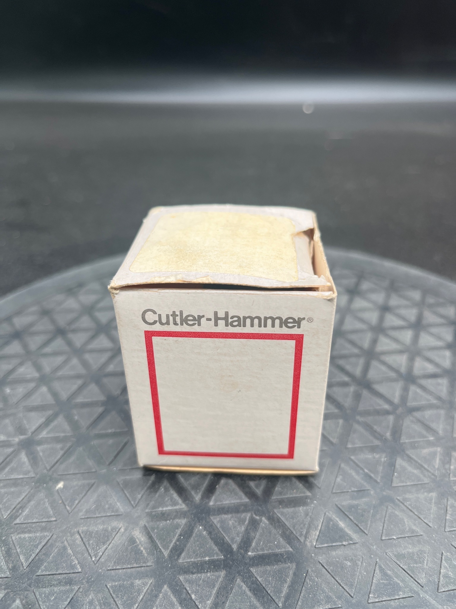 EATON CUTLER-HAMMER 10250T Selector Switch Operator NEW 2