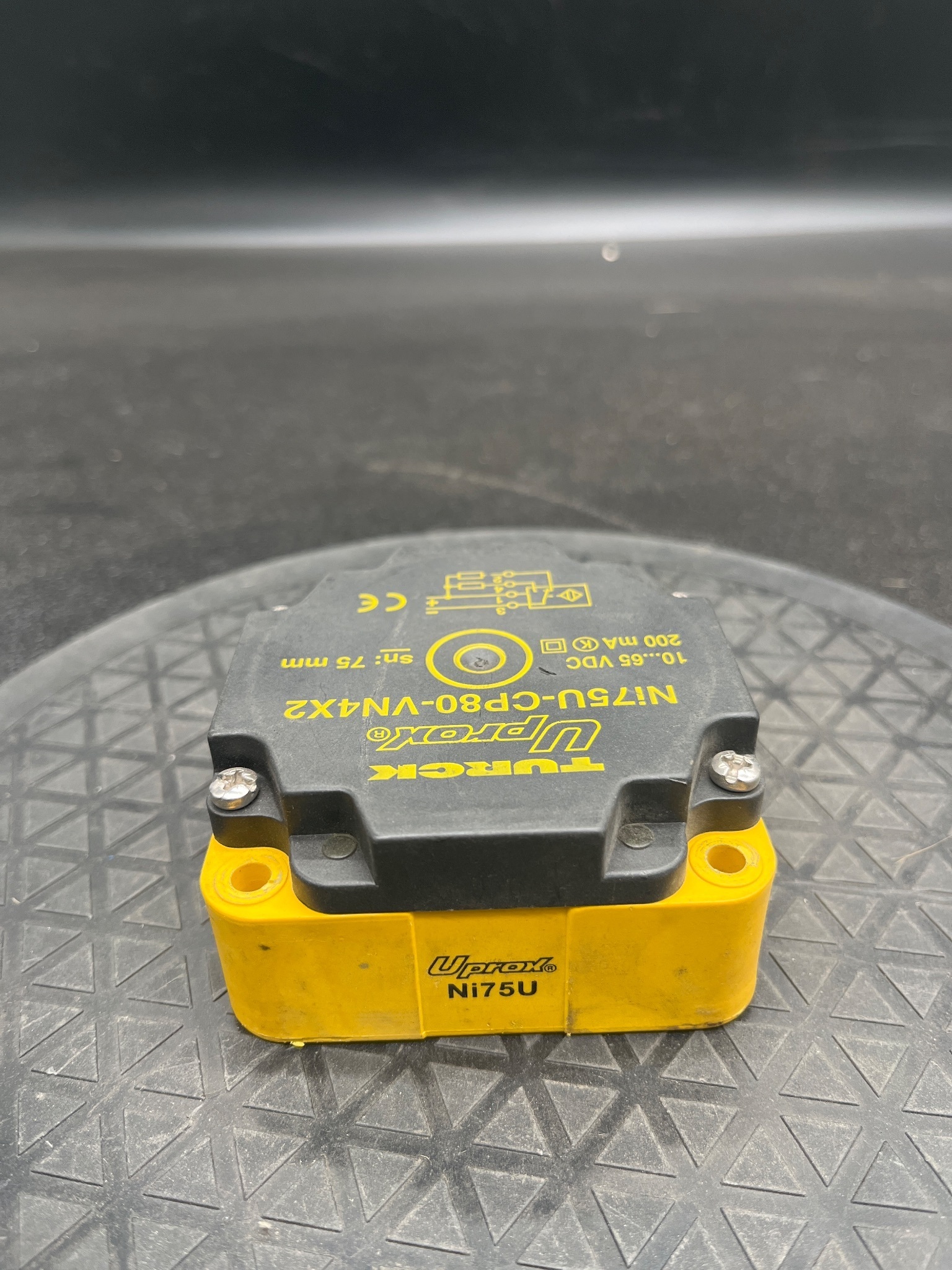 TURCK Ni75U-CP80-VN4X2 Inductive Proximity Sensor USED 2