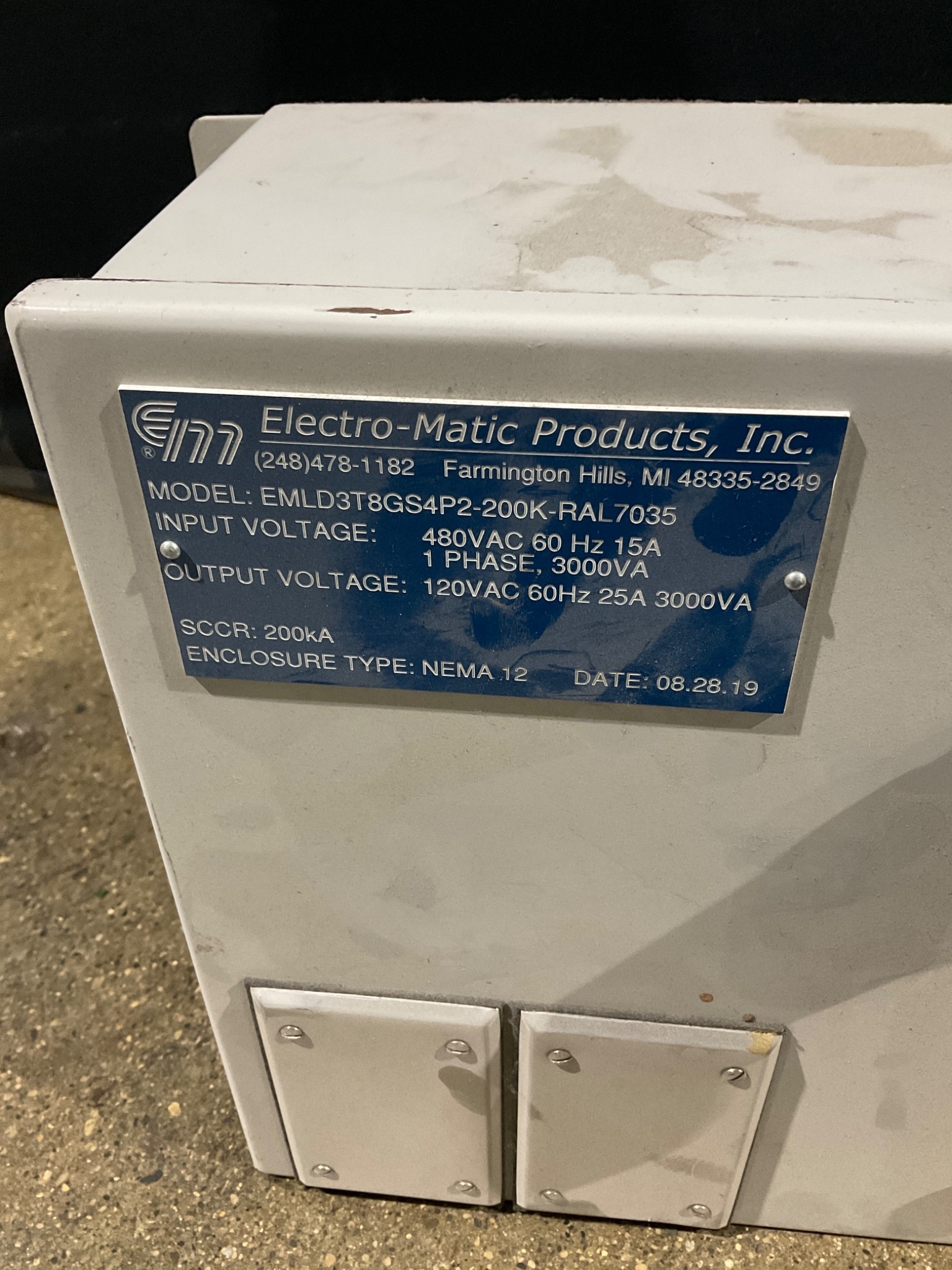 ELECTRO-MATIC EMLD3T8GS4P2-200K-RAL7035 Disconnect Panel USED 0