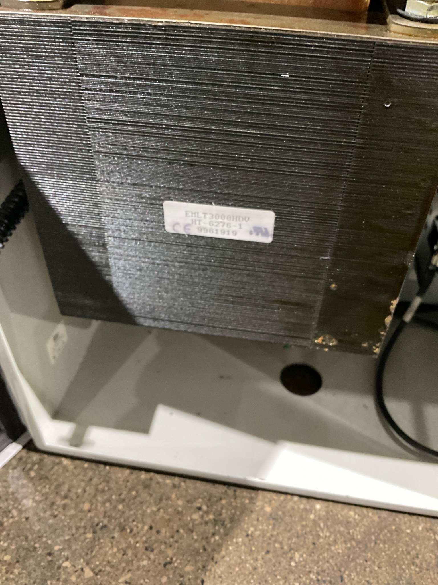 ELECTRO-MATIC EMLD3T8GS4P2-200K-RAL7035 Disconnect Panel USED 5